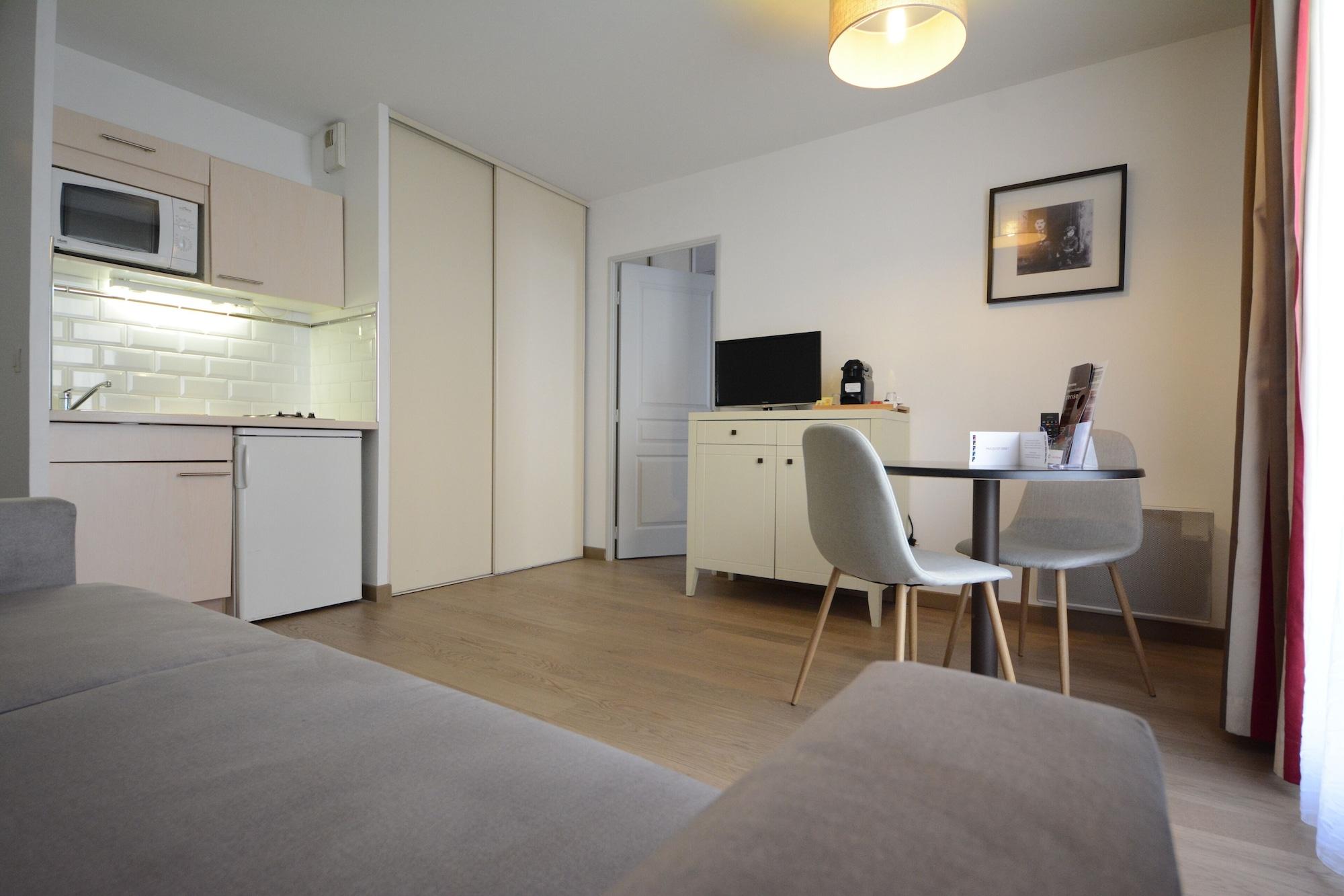 Hotel Cerise שאטו מראה חיצוני תמונה