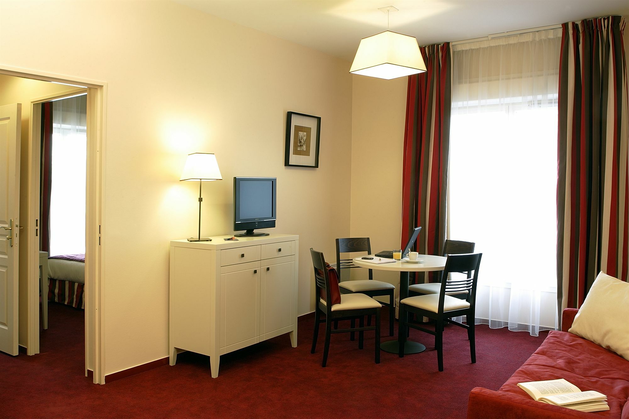 Hotel Cerise שאטו מראה חיצוני תמונה