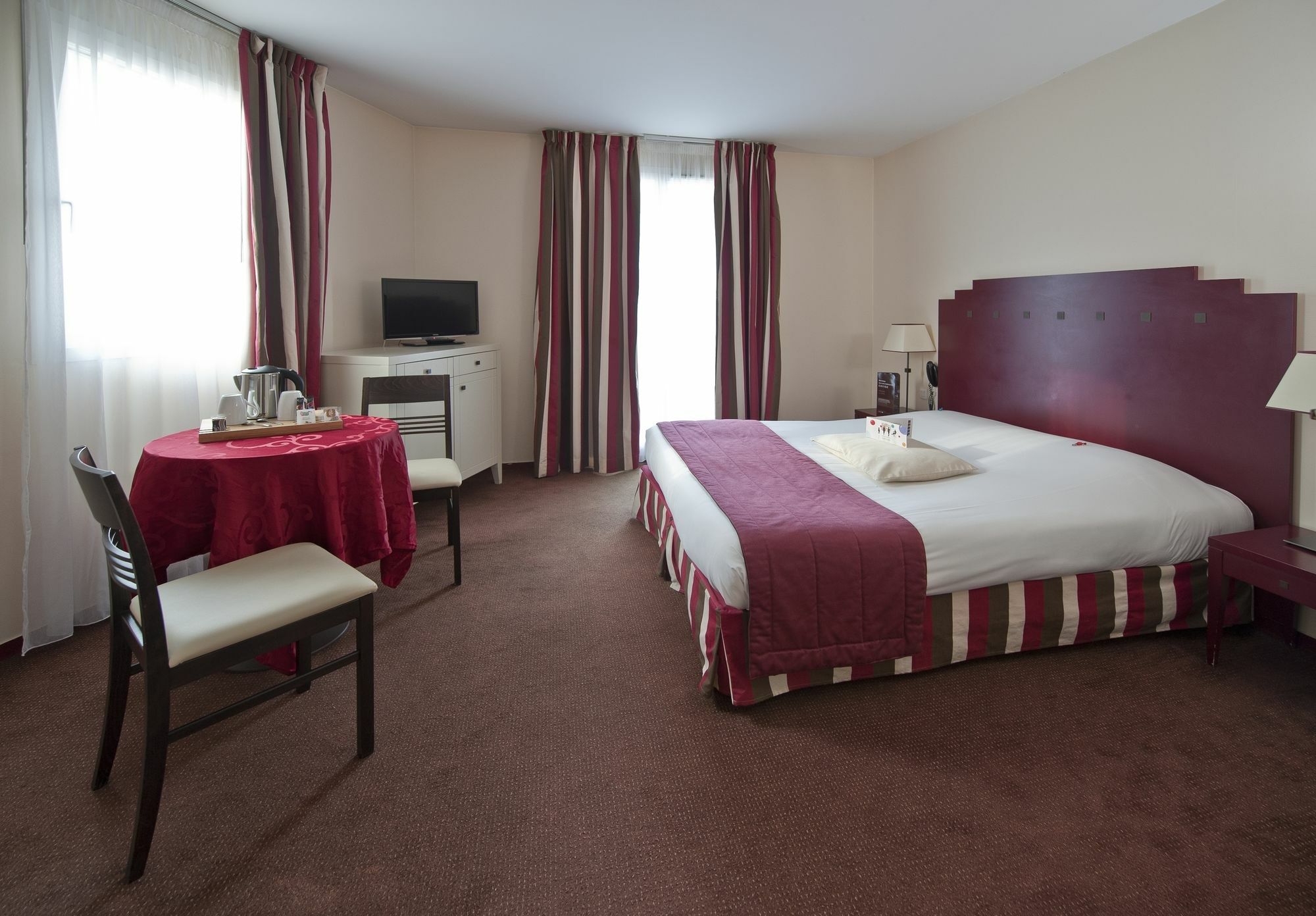 Hotel Cerise שאטו מראה חיצוני תמונה