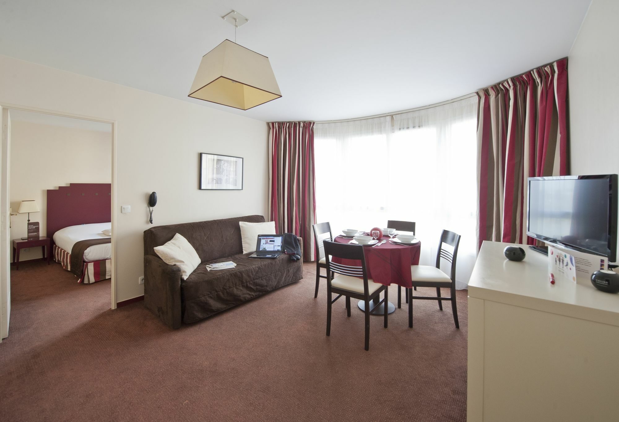 Hotel Cerise שאטו מראה חיצוני תמונה